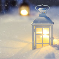 How to Be a Light for Someone This Season